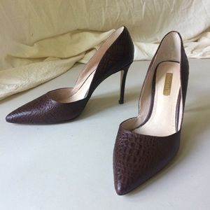 SOLD!!! Stunning Louise et cie leather croc pump